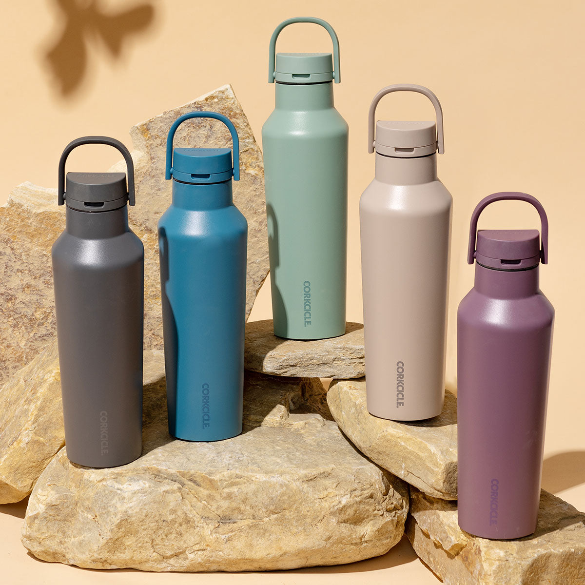 sierra-sport-canteen-e1 0a8ecc24b1e8--25-1-Sierra-Catalog-LAB001-1x1.jpg